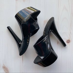 Ellie | Black Patent Platform Mule Sz 7